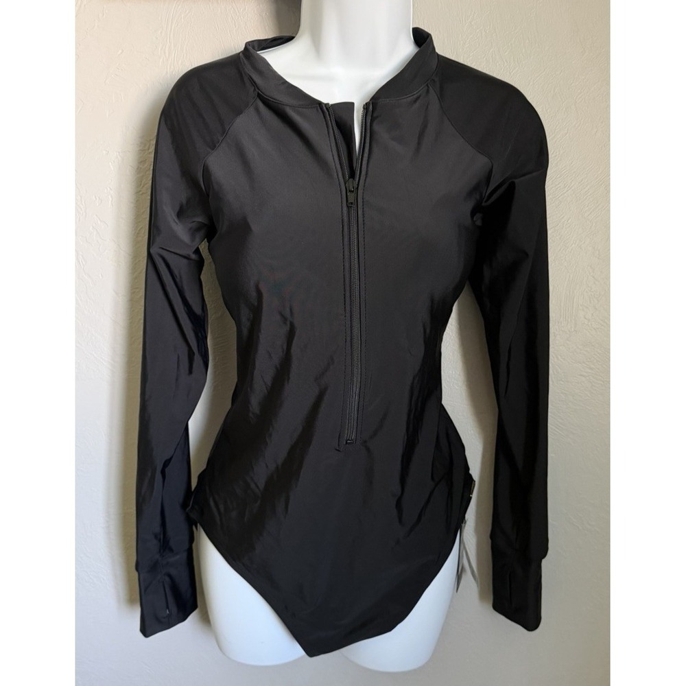 Relleciga one Piece Womens XL Long Sleeve Rash Guard Stretch Thumb Holes New!